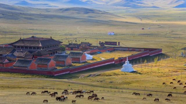 Amarbayasgalant Monastery | Tour Mongolia
