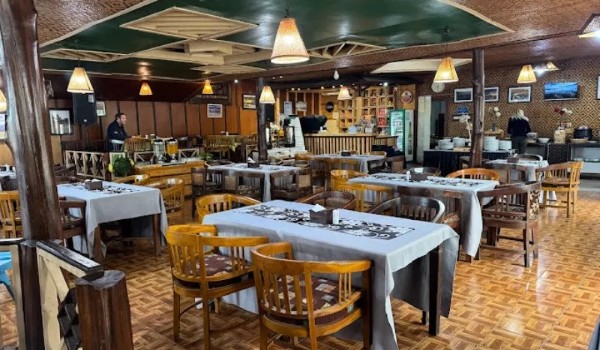 Lava View Lodge ristorante | Tour Giava e Bali