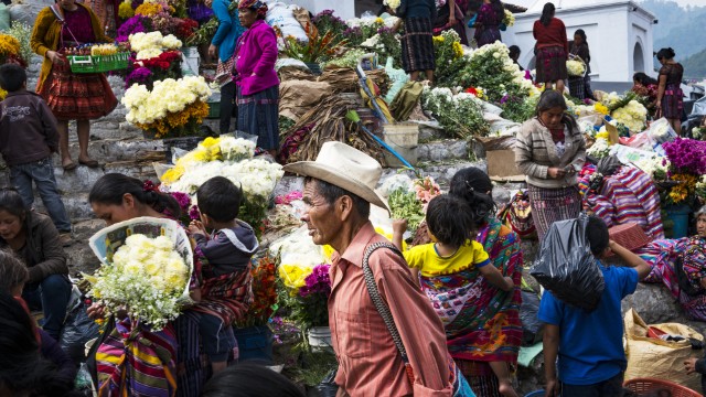 Colorato mercato di Chichicastenango | Tour Guatemala