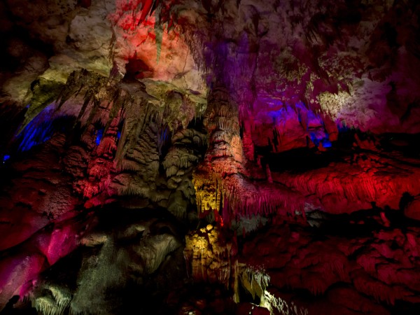 Grotte di Prometeo | Georgia Viaggio