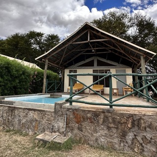 Kenya, dormire in un campo tendato immersi nella natura