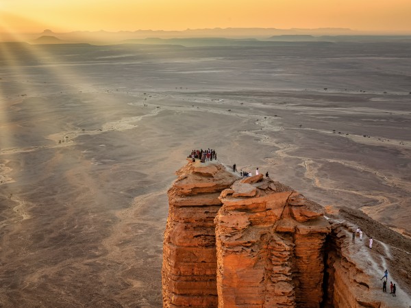 Sentirsi piccoli di fronte alla vastità e ai silenzi dell'Edge of the World