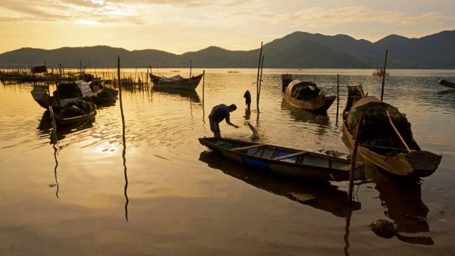 Cau Hai Lagoon | Tour Vietnam