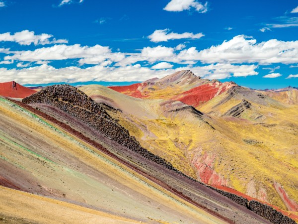 Ammirare i mille colori di Palccoyo, la montagna arcobaleno