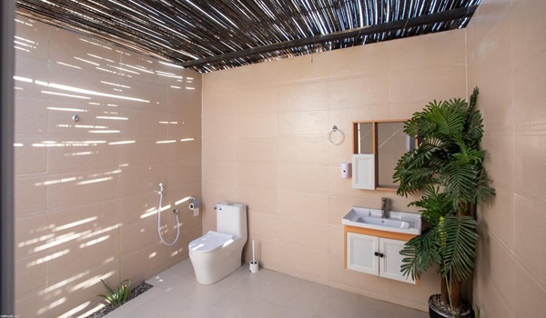 Al Salam Camp, Bagno | Tour in Oman