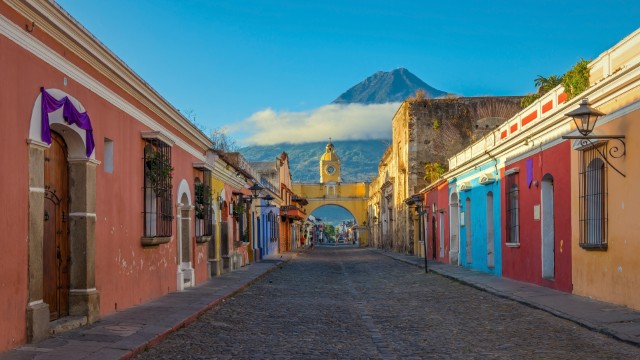 Stradina nel centro di Antigua Guatemala | Tour in Guatemala