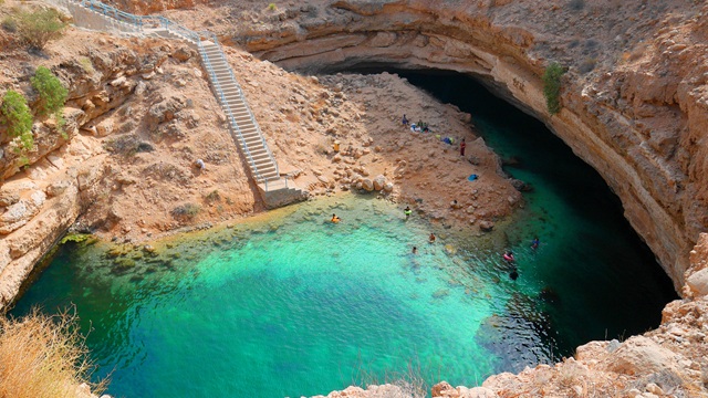 Bimmah Sinkhole | Tour Oman