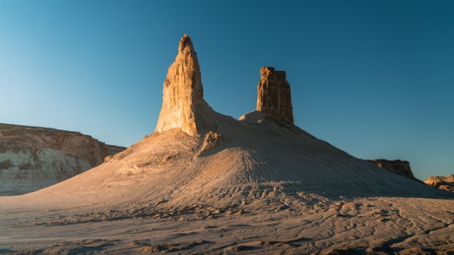 Bozzhira | Tour Mangystau