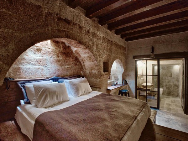 Pernottare in un cave hotel