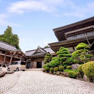 Koyasan, l'esperienza di pernottare in un monastero