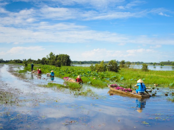 Navigare lungo le dolci acque del Mekong tra Vietnam e Cambogia