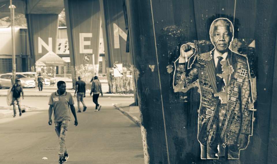Poster di Nelson Mandela a Johannesburg, l'anima del Sudafrica
