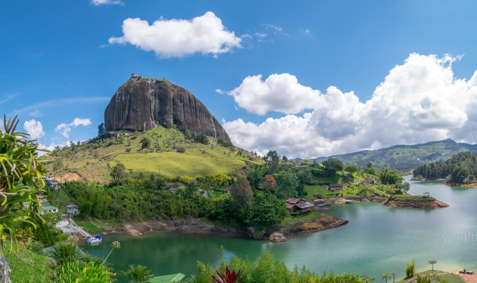 Embalse del Peñol, nei dintorni di Medellin