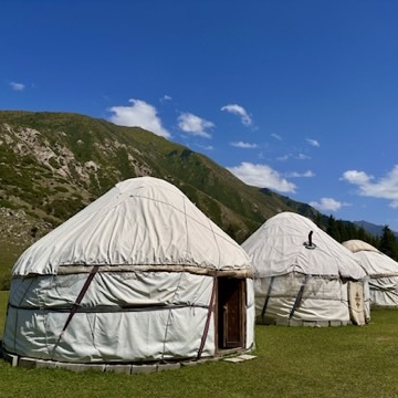 Kirghizistan, pernottare in yurta