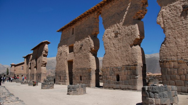 Le rovine inca a Raqchi | Viaggio di nozze Perù