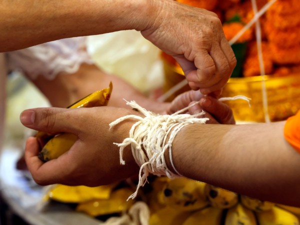 Cerimonia dei Baci | Laos Viaggio