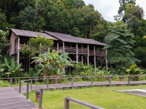 Longhouse | Malesia Viaggio